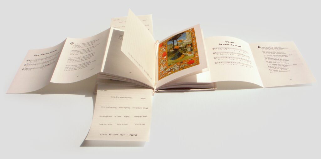 AG-14-christmas-carol-songbook-detail